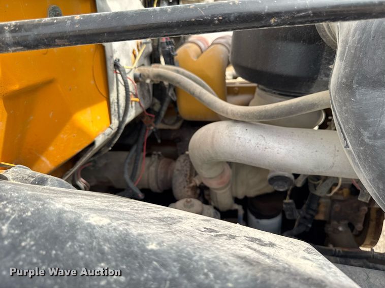 image for item EM3611 1997 GMC C7500 utility / service truck