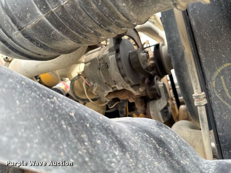 image for item EM3611 1997 GMC C7500 utility / service truck