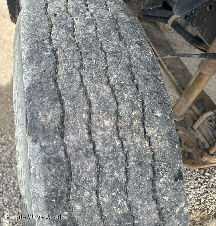 image for item EM3611 1997 GMC C7500 utility / service truck