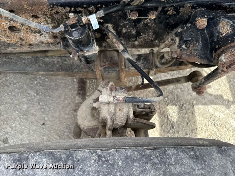 image for item EM3612 2002 International 2554  dump truck