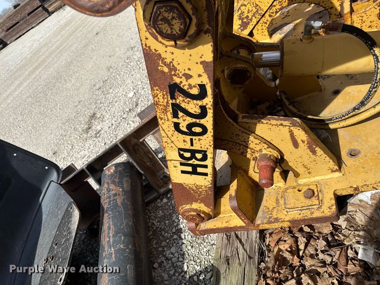 image for item EM3613 Caterpillar 140H front mount lift group