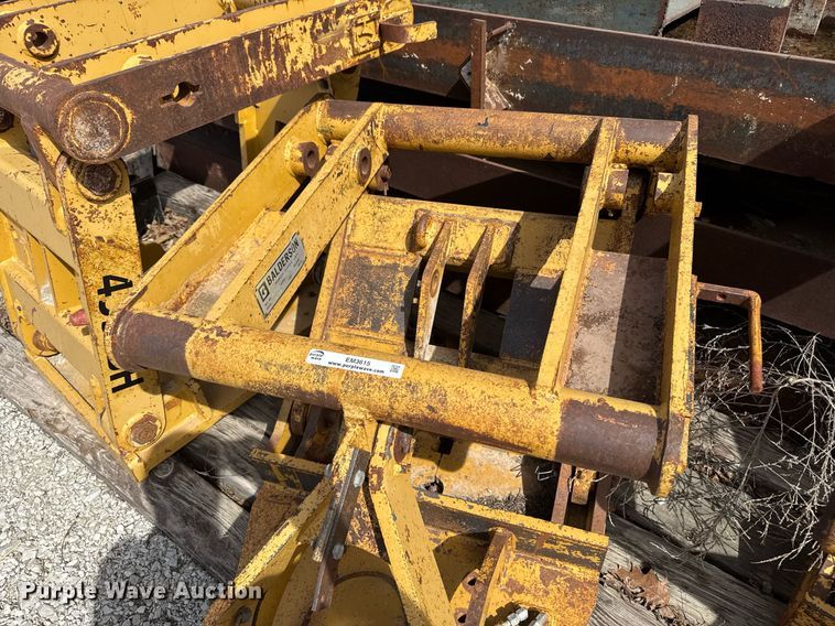 image for item EM3615 Balderson BL012 front mount lift group