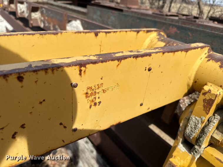 image for item EM3616 Balderson BLQ12 front mount lift group