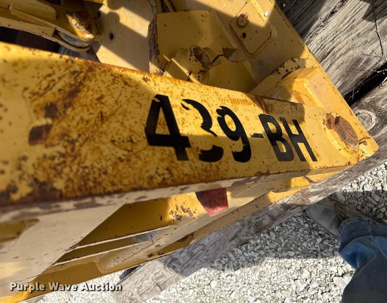 image for item EM3616 Balderson BLQ12 front mount lift group