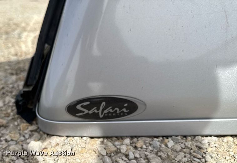 image for item EM3622 Safari pickup truck toper