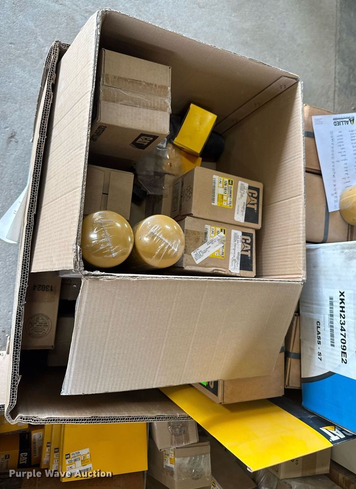 image for item EM3624 Caterpillar parts