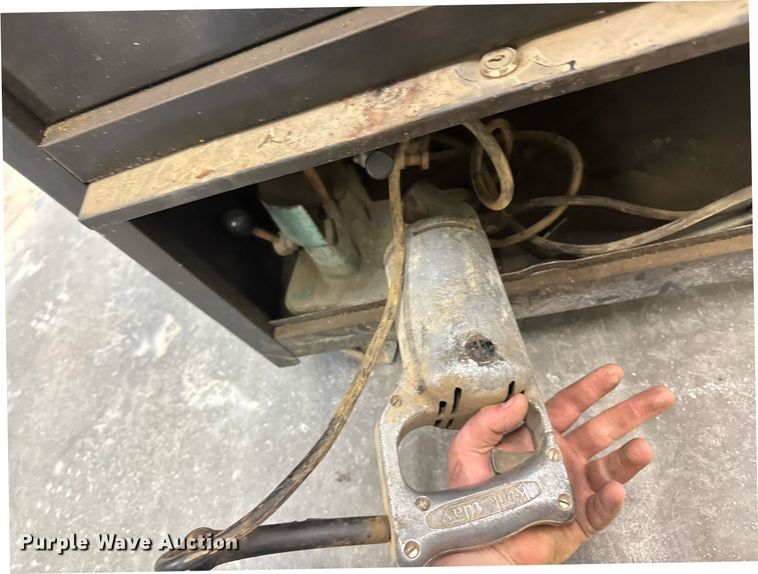 image for item EM3627 Kwik Way grinder