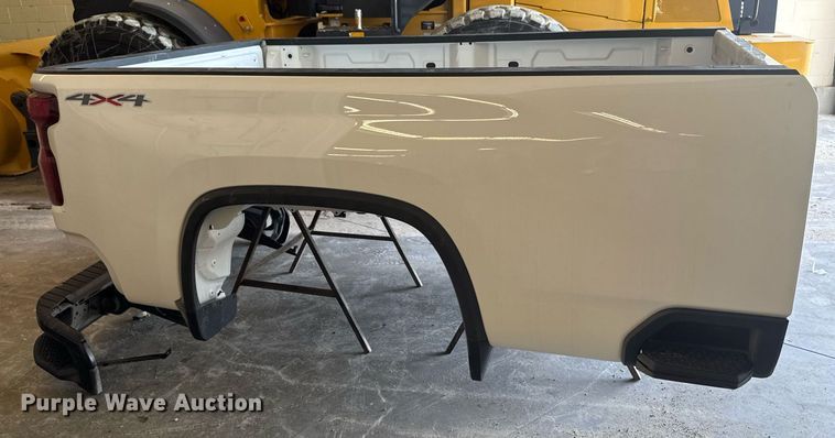 image for item EM3628 Pickup truck bed