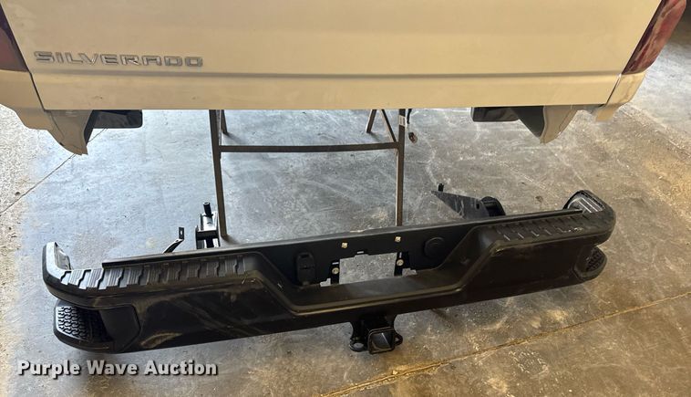 image for item EM3628 Pickup truck bed