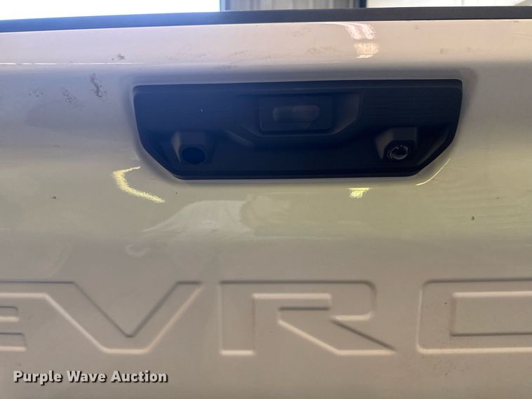 image for item EM3628 Pickup truck bed