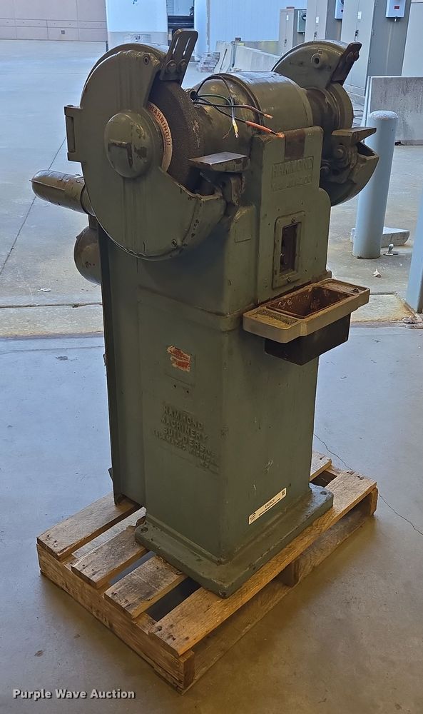 image for item EN3529 Hammond Machinery Builders Inc. ND-10 grinder