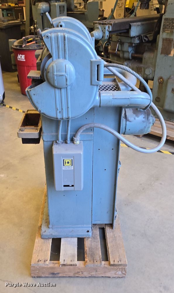 image for item EN3529 Hammond Machinery Builders Inc. ND-10 grinder