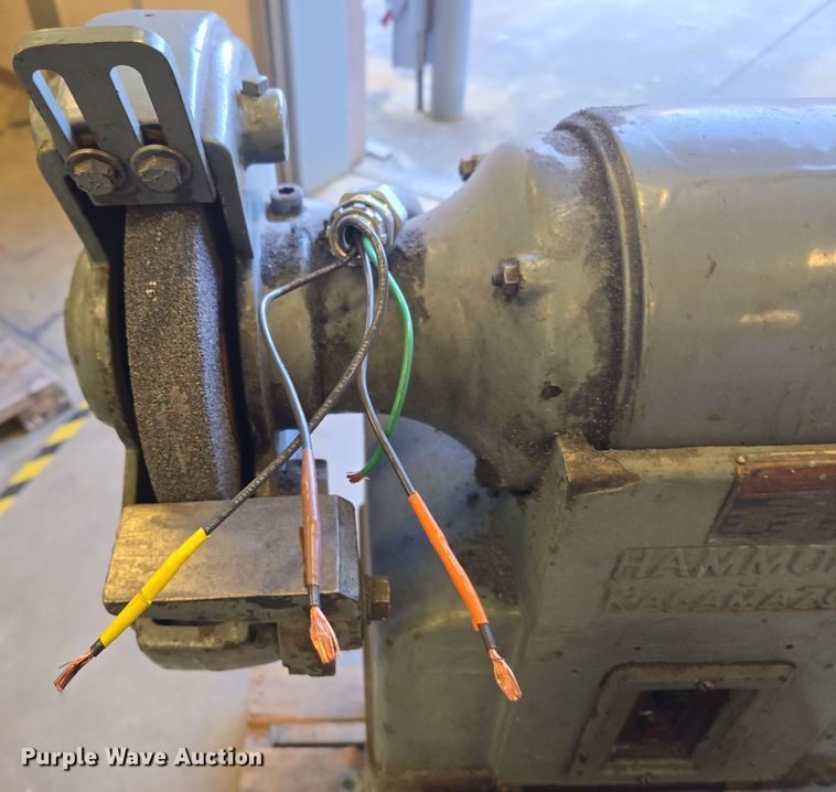 image for item EN3529 Hammond Machinery Builders Inc. ND-10 grinder