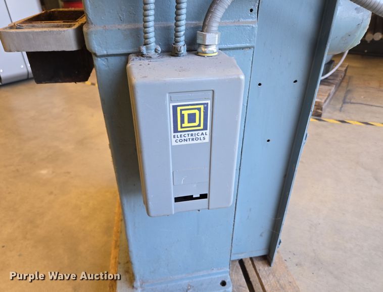 image for item EN3529 Hammond Machinery Builders Inc. ND-10 grinder