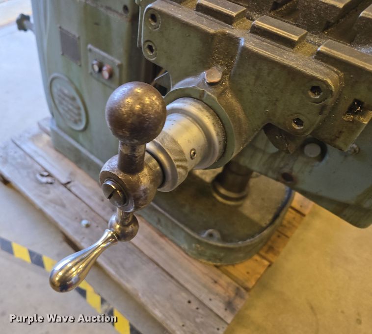 image for item EN3530 Cincinnati 2ML milling machine