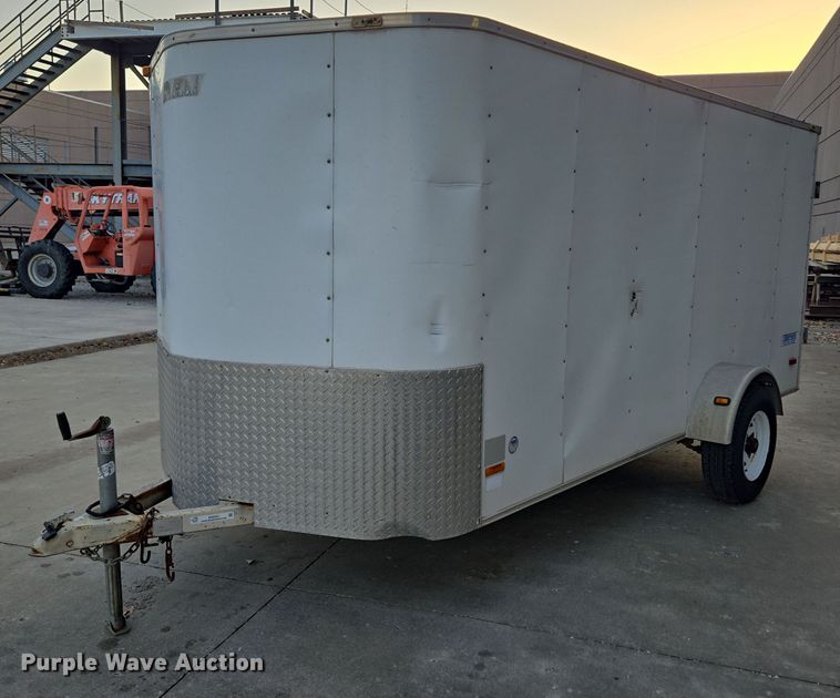 image for item EN3531 2005 Pace American Journey enclosed cargo trailer