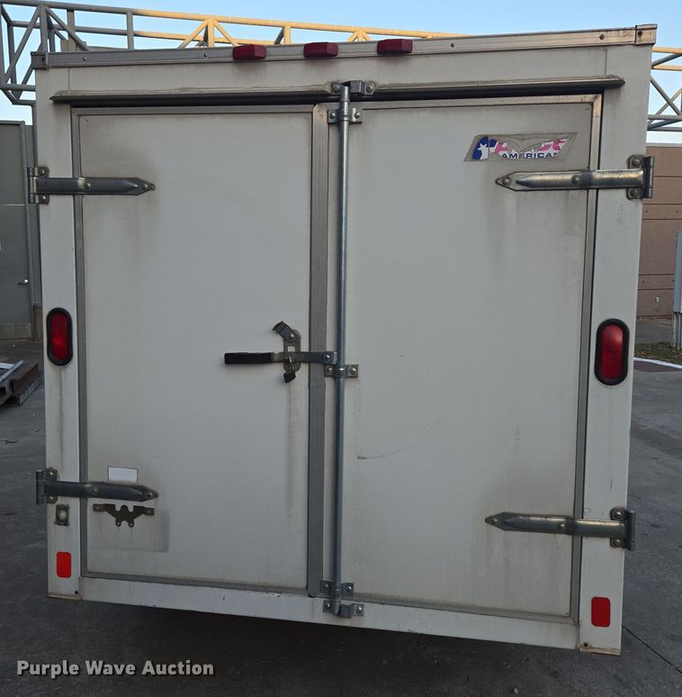 image for item EN3531 2005 Pace American Journey enclosed cargo trailer