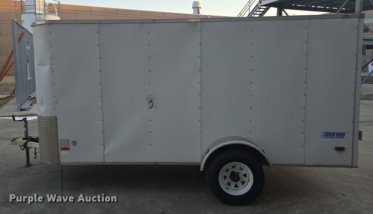 image for item EN3531 2005 Pace American Journey enclosed cargo trailer