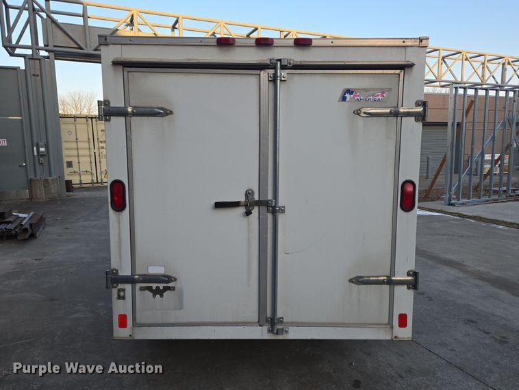 image for item EN3531 2005 Pace American Journey enclosed cargo trailer