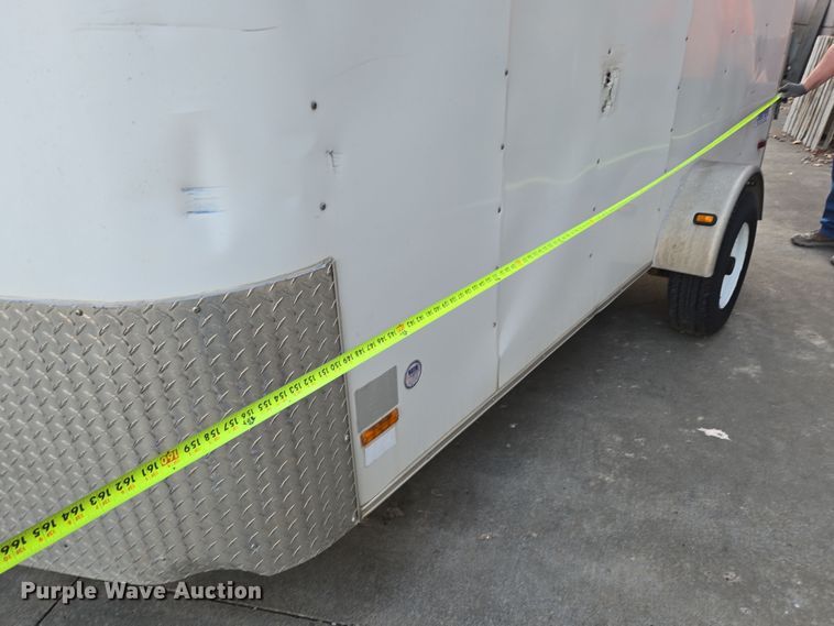 image for item EN3531 2005 Pace American Journey enclosed cargo trailer