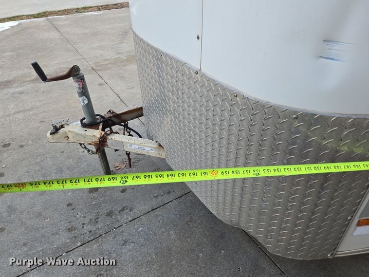 image for item EN3531 2005 Pace American Journey enclosed cargo trailer