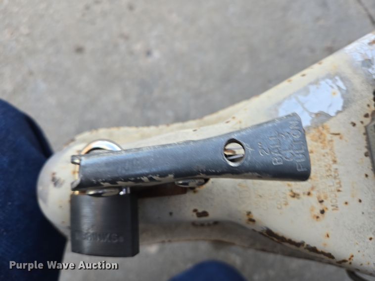 image for item EN3531 2005 Pace American Journey enclosed cargo trailer