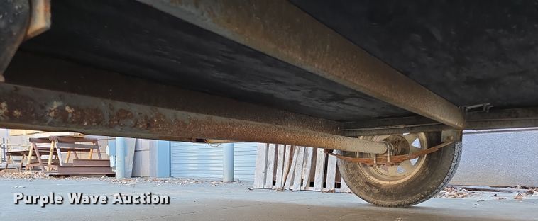 image for item EN3531 2005 Pace American Journey enclosed cargo trailer