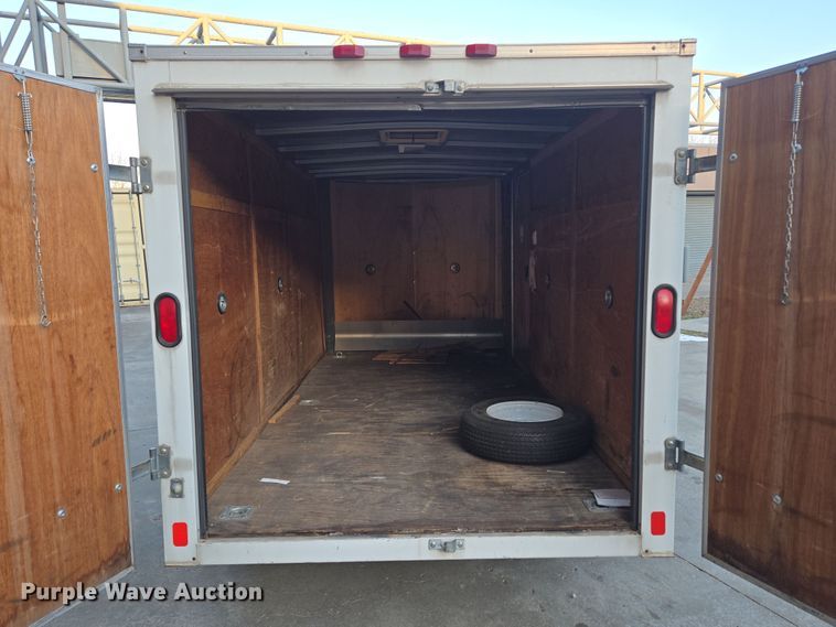 image for item EN3531 2005 Pace American Journey enclosed cargo trailer