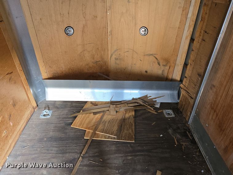 image for item EN3531 2005 Pace American Journey enclosed cargo trailer