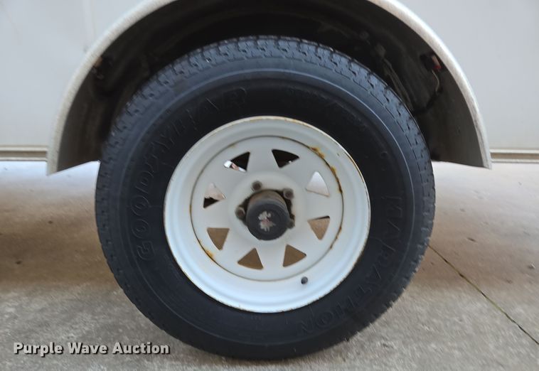 image for item EN3531 2005 Pace American Journey enclosed cargo trailer