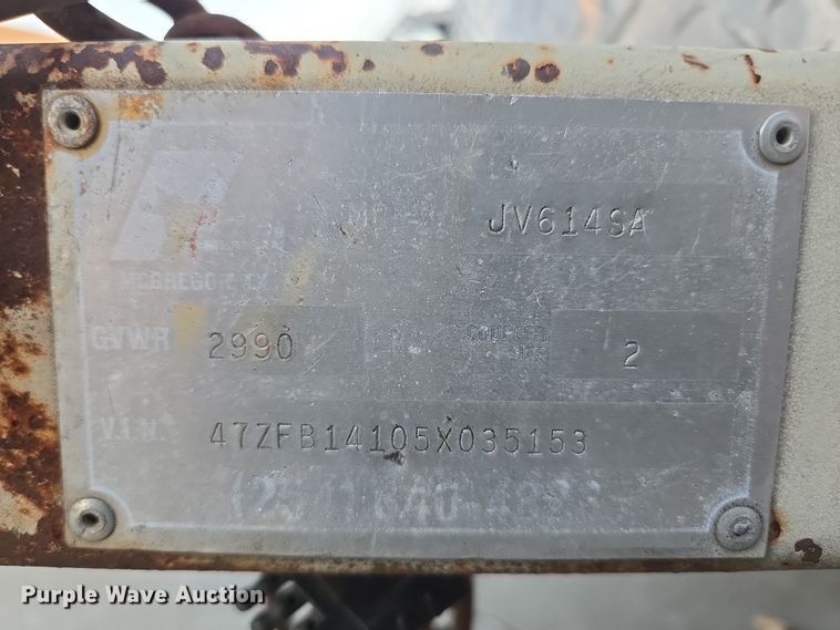 image for item EN3531 2005 Pace American Journey enclosed cargo trailer