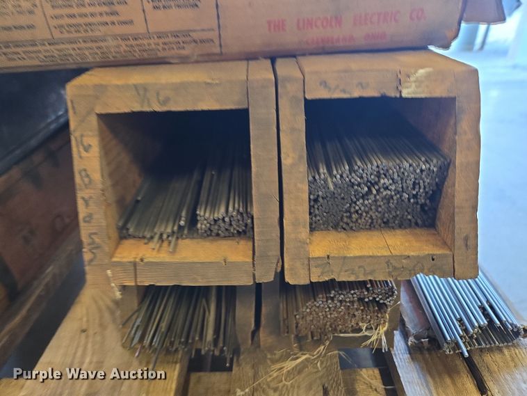 image for item EN3532 Welding electrodes