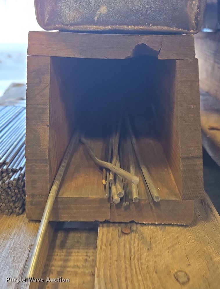 image for item EN3532 Welding electrodes