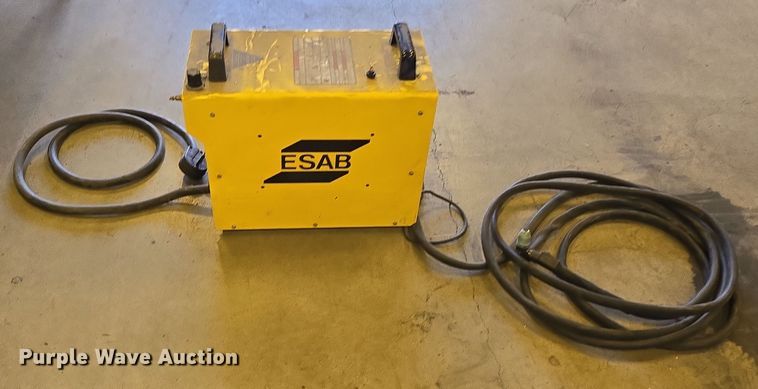 image for item EN3534 ESAB PCM-875 plasma cutter