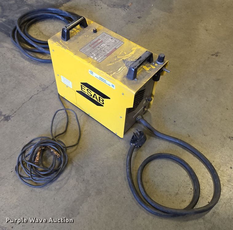 image for item EN3534 ESAB PCM-875 plasma cutter