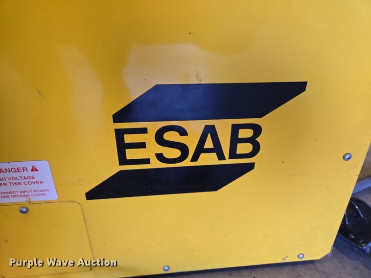 image for item EN3534 ESAB PCM-875 plasma cutter