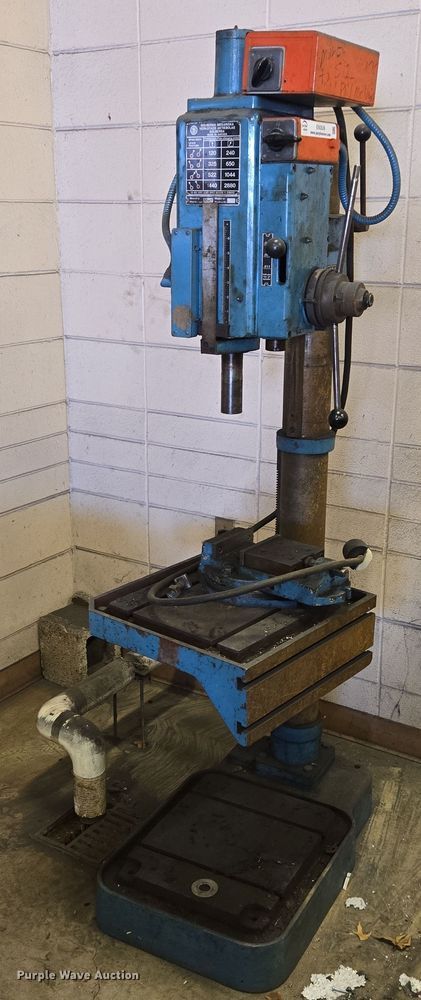 image for item EN3539 Willis drill press