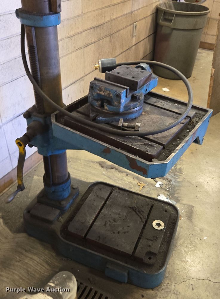 image for item EN3539 Willis drill press