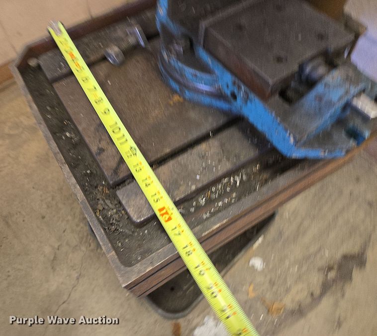 image for item EN3539 Willis drill press