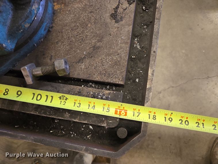 image for item EN3539 Willis drill press