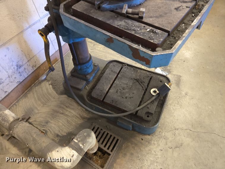 image for item EN3539 Willis drill press