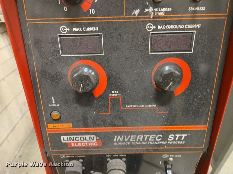 image for item EN3544 1996 Lincoln Electric Invertec STT welder