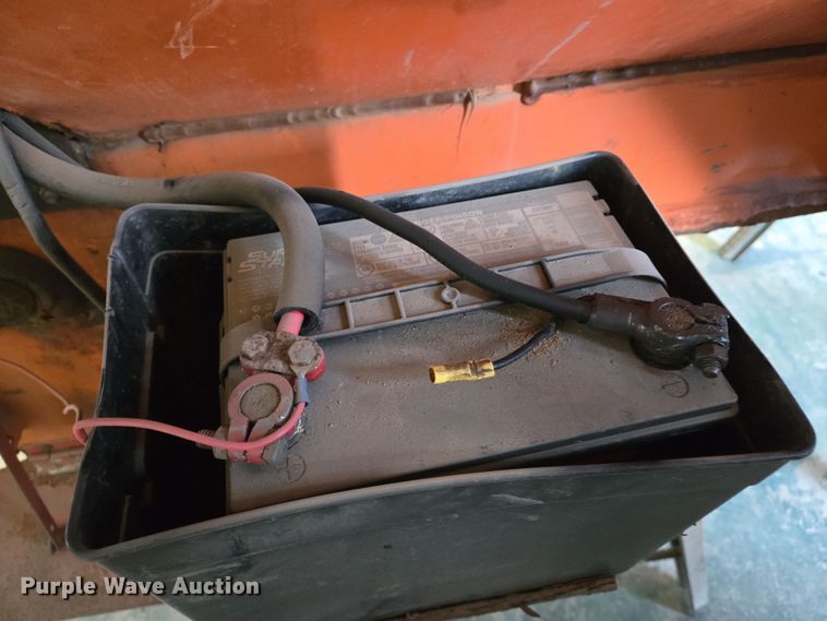 image for item EN8755 Henderson 8 X Mild spreader