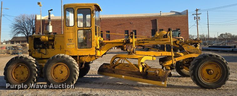 image for item EN8757 1961 Caterpillar 112 rigid frame motor grader