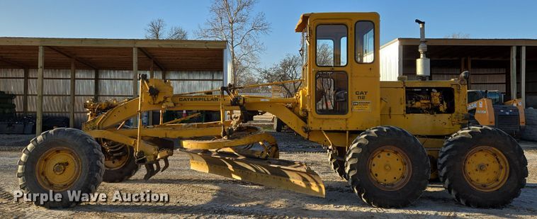image for item EN8757 1961 Caterpillar 112 rigid frame motor grader