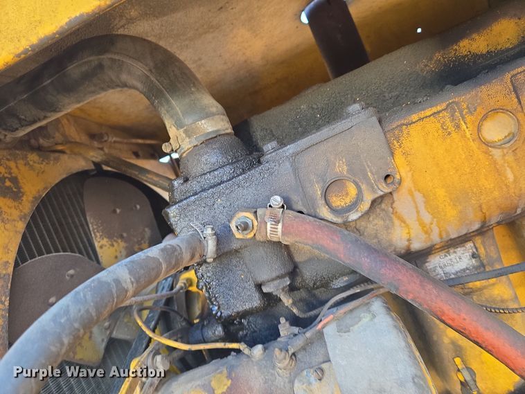 image for item EN8757 1961 Caterpillar 112 rigid frame motor grader