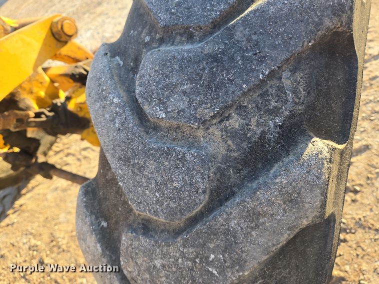 image for item EN8757 1961 Caterpillar 112 rigid frame motor grader