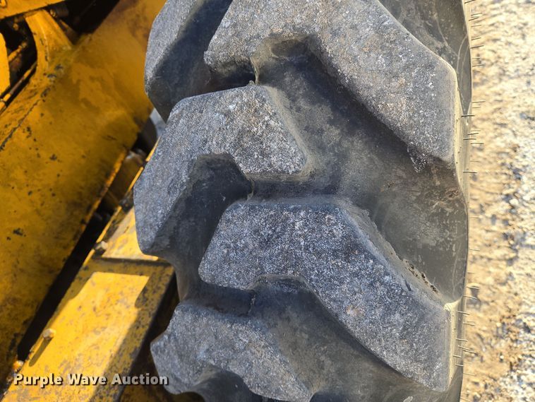 image for item EN8757 1961 Caterpillar 112 rigid frame motor grader