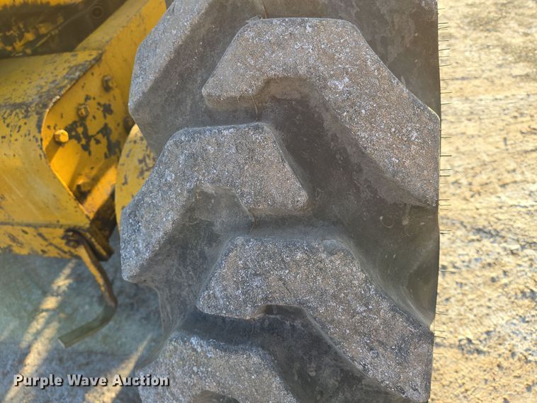 image for item EN8757 1961 Caterpillar 112 rigid frame motor grader