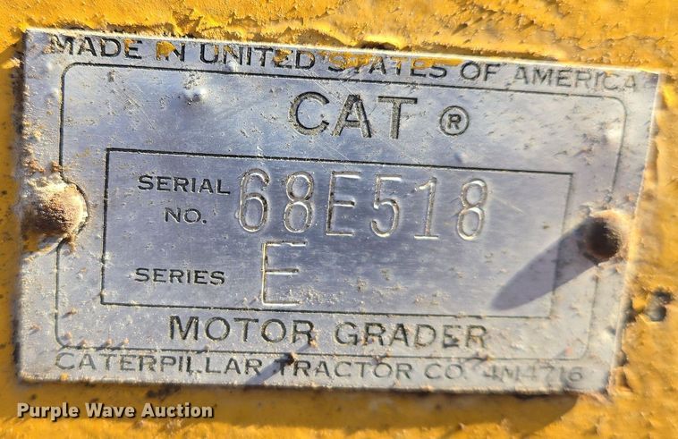 image for item EN8757 1961 Caterpillar 112 rigid frame motor grader